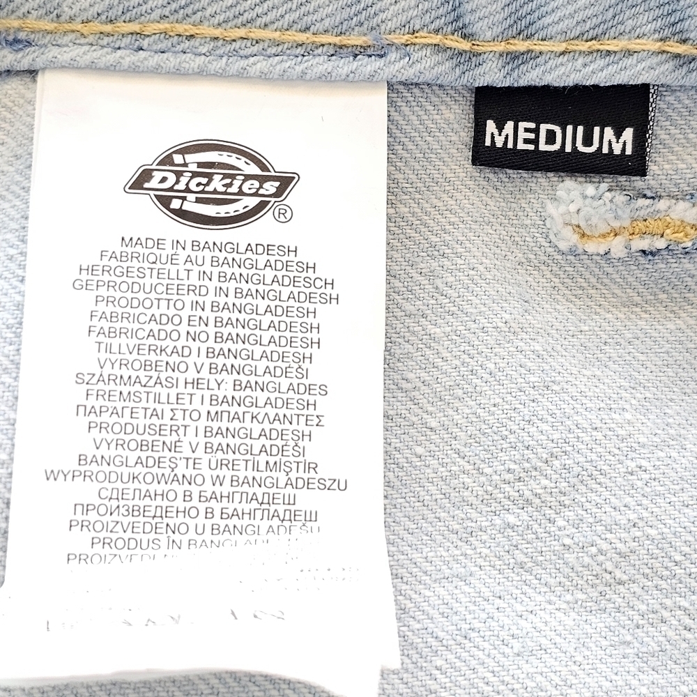 🆕Dickies Light Wash Denim Mini Button Down Skirt Size Medium NWT - Picture 4 of 9